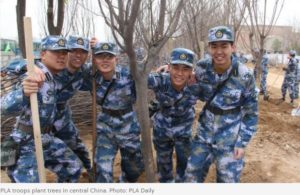 Chinese-soldiers-plant-trees